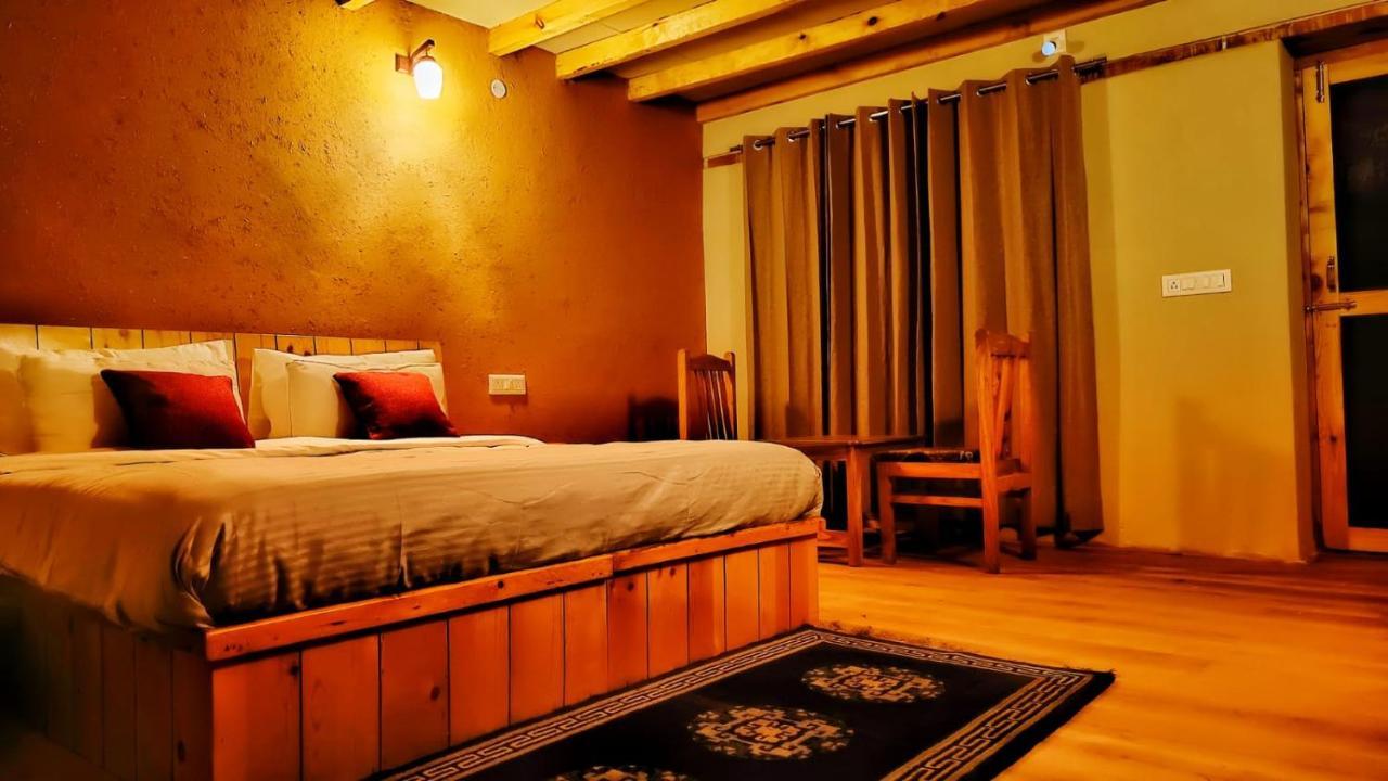 Mystic Pangong Hotel Spangmik ภายนอก รูปภาพ