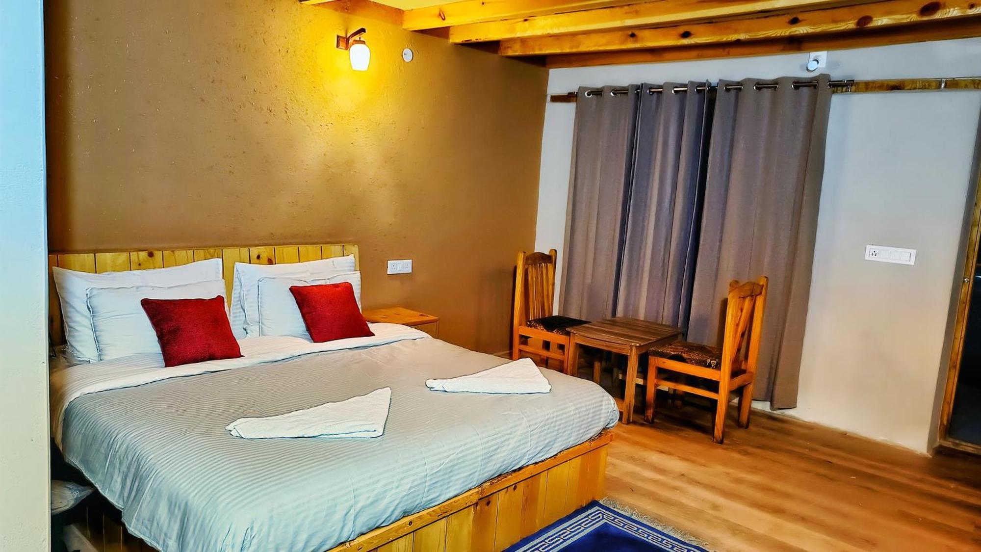 Mystic Pangong Hotel Spangmik ภายนอก รูปภาพ