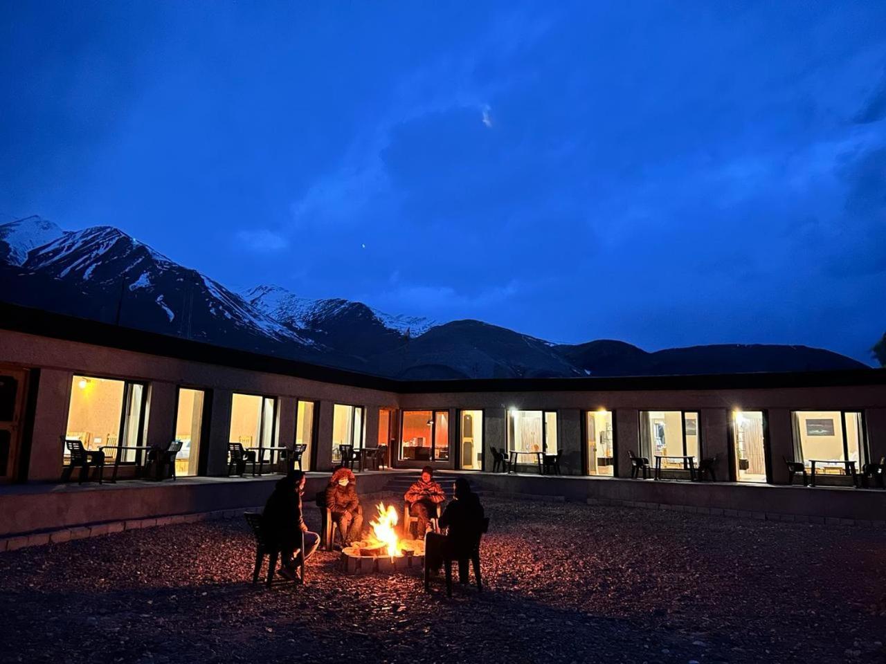 Mystic Pangong Hotel Spangmik ภายนอก รูปภาพ