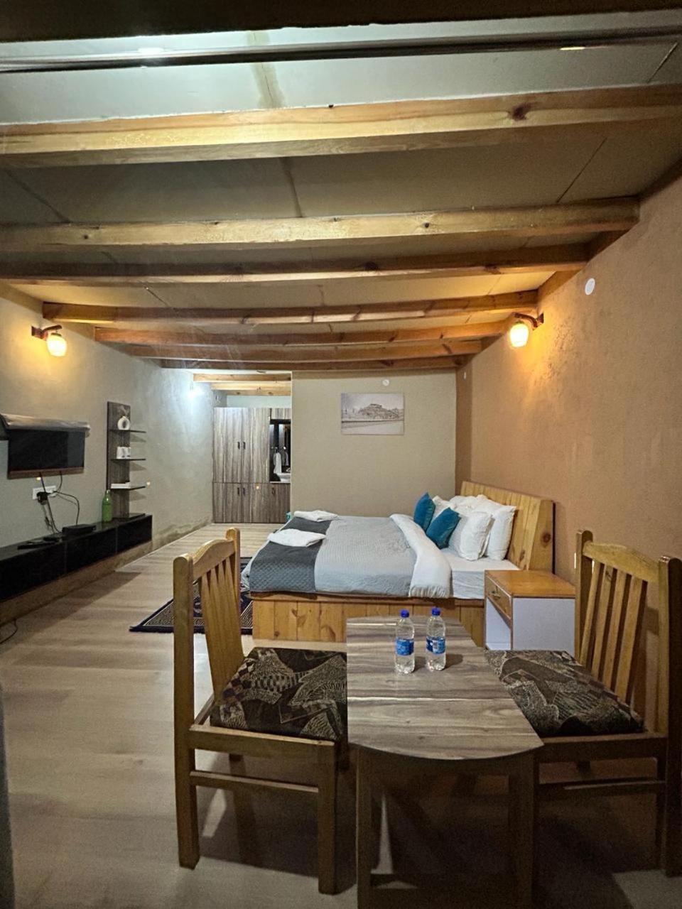 Mystic Pangong Hotel Spangmik ภายนอก รูปภาพ