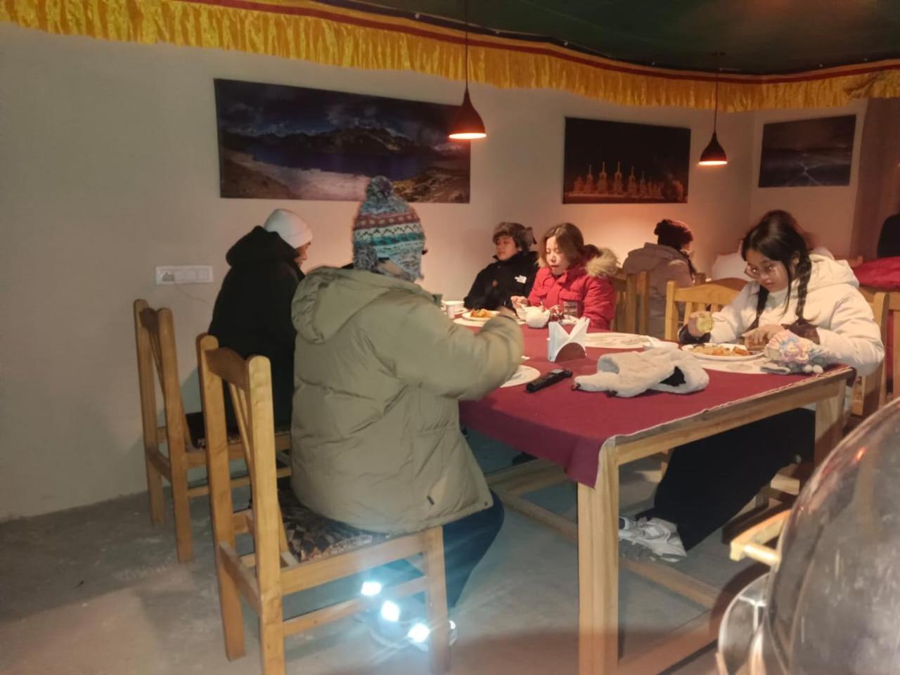 Mystic Pangong Hotel Spangmik ภายนอก รูปภาพ